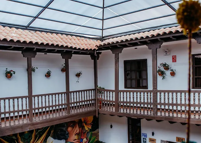 Hostel Black Llama *