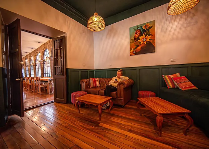 Black Llama Hostel Cusco